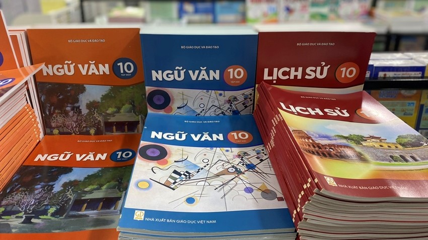 Hue City to Provide Free Textbooks to Students from the 2026-2027 Academic Year