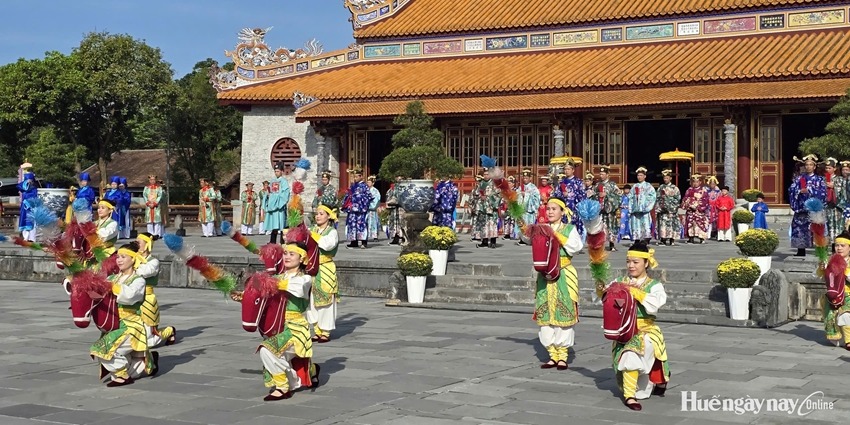 Suggestions for turning Hue s heritage into a driver of development