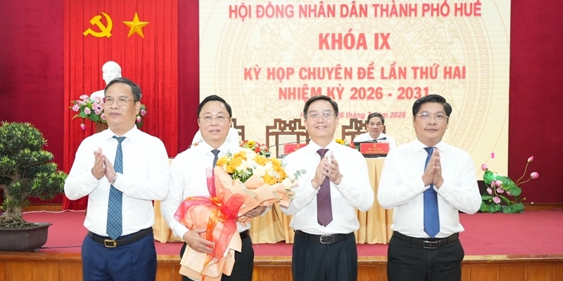 Deputy Secretary of the City Party Committee Le Tri Thanh elected as Chairman of Hue City People’s Committee