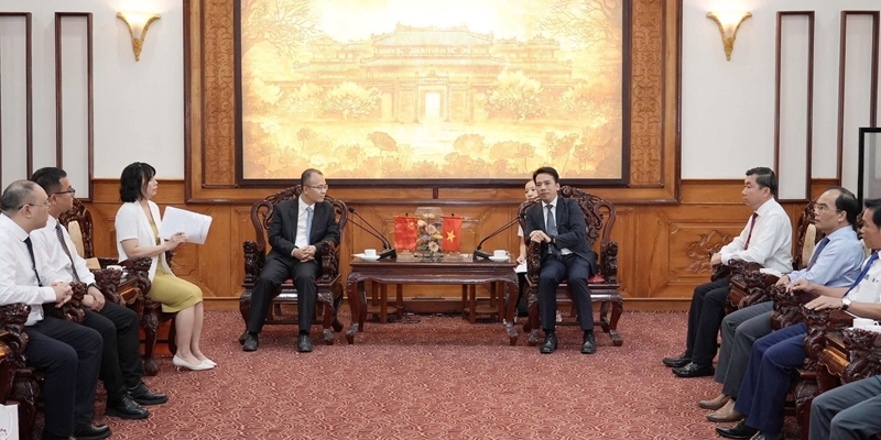 Promoting friendly relations and cooperation with Yulin City