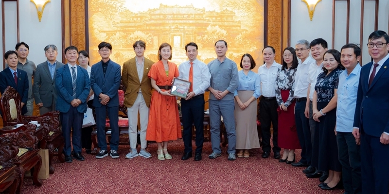 South Korean businesses express interest in investing in medical and high-tech complex in Hue