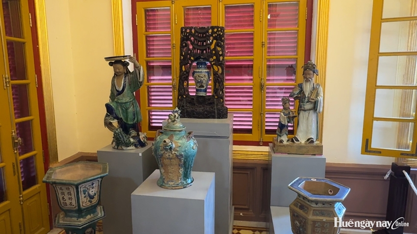 Opportunities to bring antiques home
