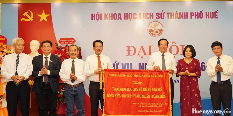 Building Hue into a center for historical research befitting its status
