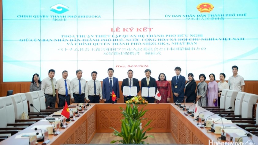 Hue and Shizuoka Sign Agreement to Establish Friendship