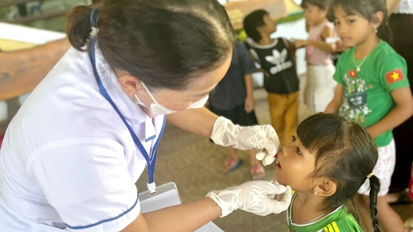 High-dose Vitamin A Supplementation Campaign Launched in Ethnic Minority Communes