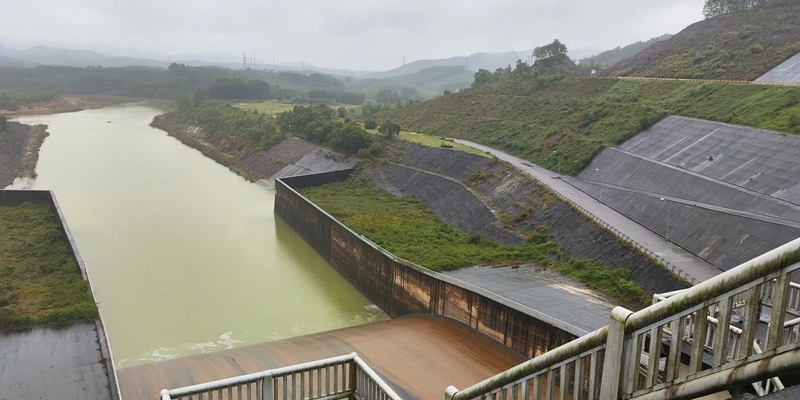 Preparing reservoir operation scenarios for rainfall of 250 - 500 mm