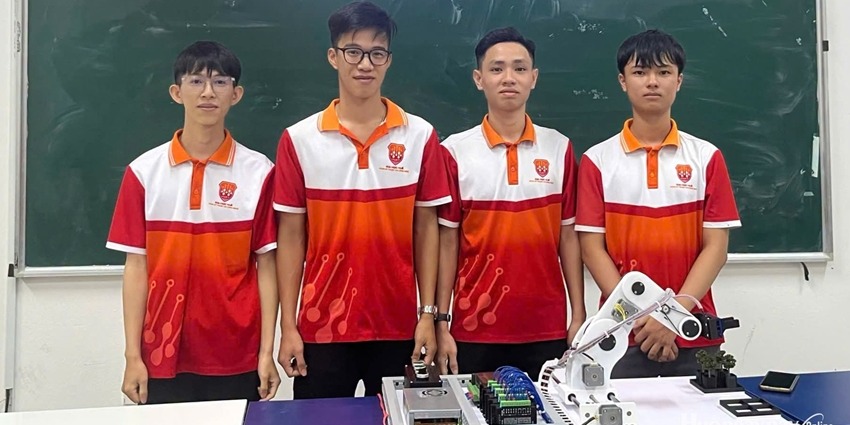 Robotics and artificial intelligence training program joins high-tech human resources development project