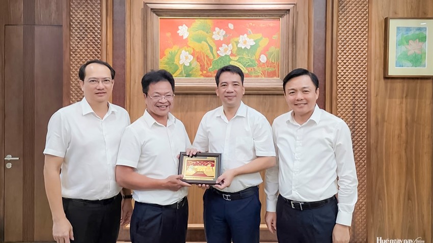 Research into a Steam Train Service Linking Hue and Danang