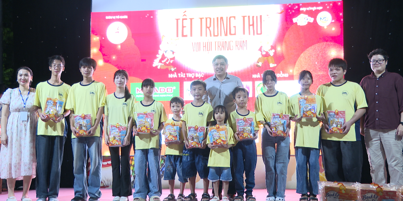 250 disadvantaged children join ‘Enjoying Mid-Autumn Festival’ event