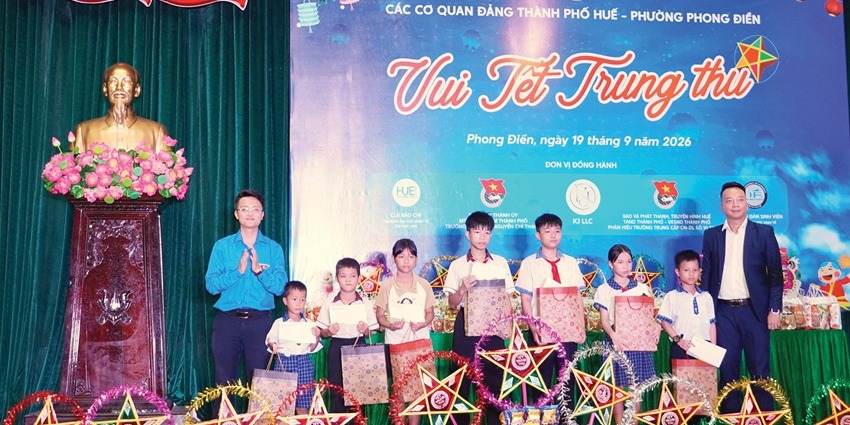 Bringing the Mid-Autumn Festival to disadvantaged children