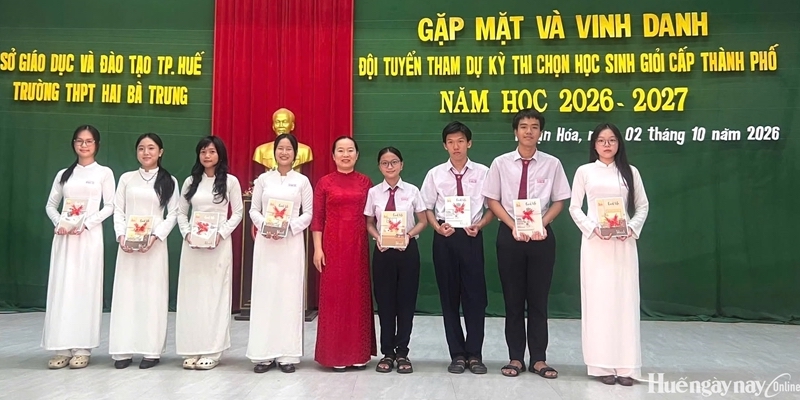 Over 3,000 students take part in the City-level High School Excellent Student Selection Exam