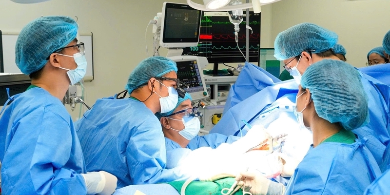 Technology transfer for coronary artery bypass graft surgery at Da Nang C Hospital