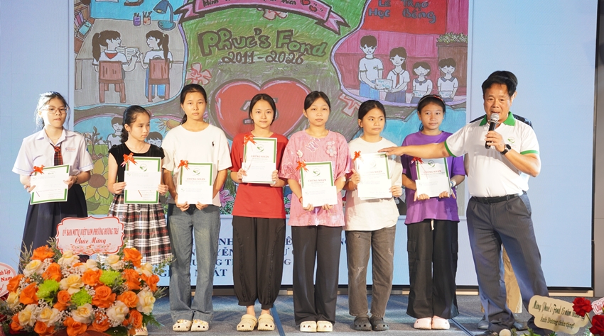 Phuc s Fond raises nearly VND 40 billion for charitable activities