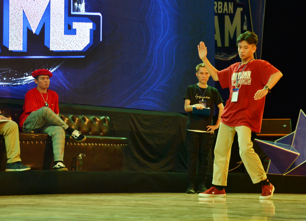 Skillful Popping movements 