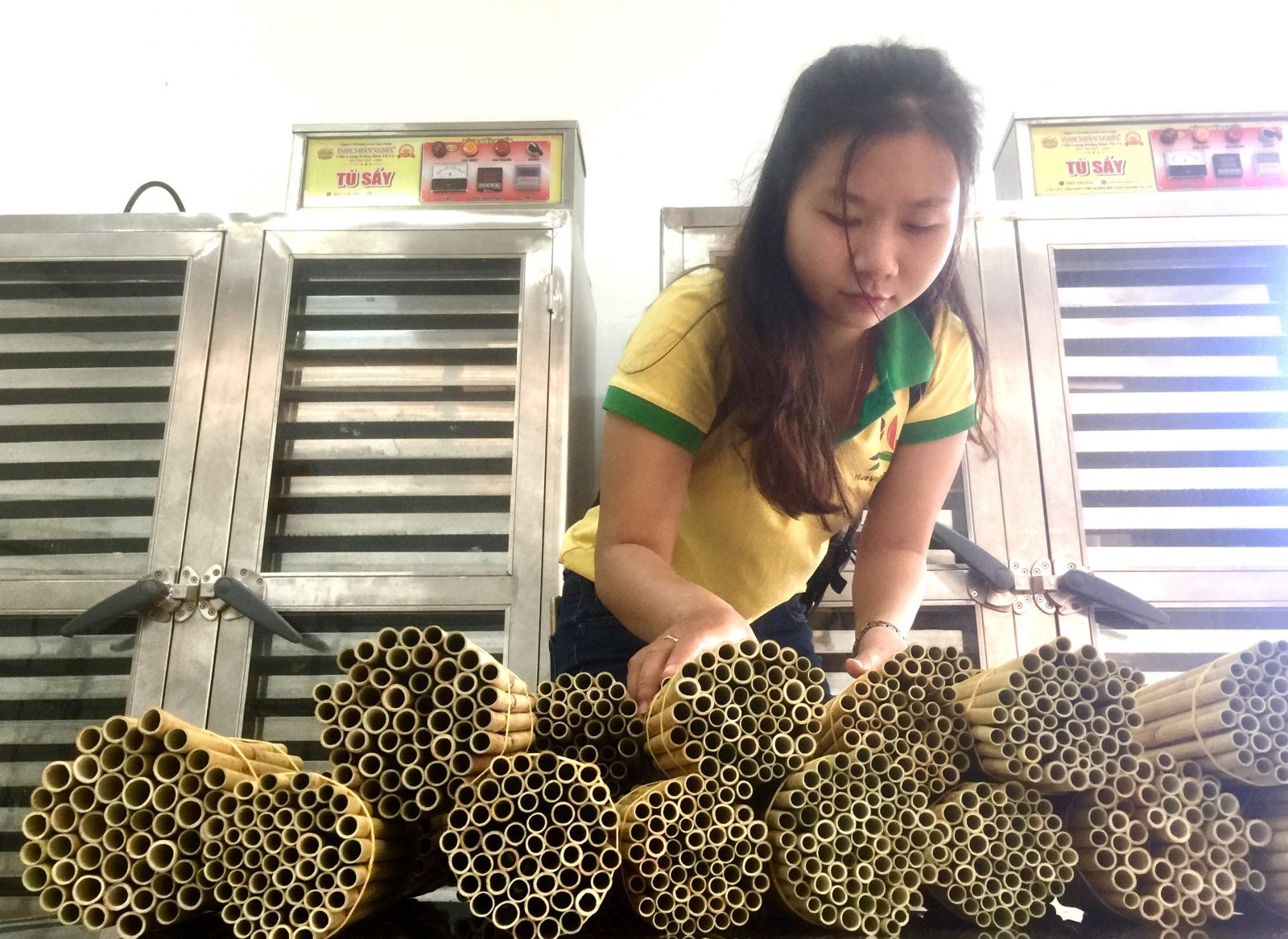 Besides Bang grass straws, the facility has straws made from reed…