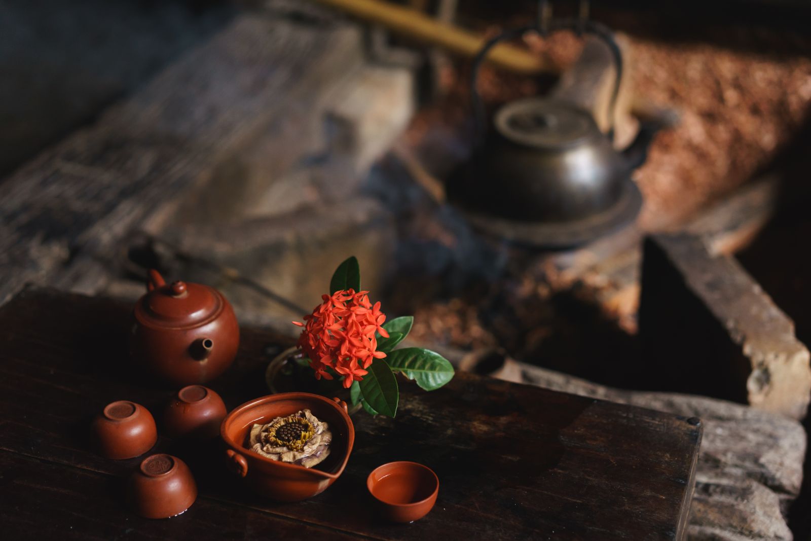 ... or the lotus tea is almost unchanged. This will impress visitors, contributing to raising the brand name of Hue lotus