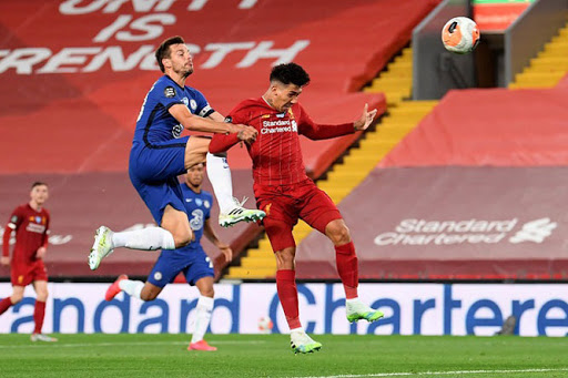 Dù nỗ lực, nhưng The Blue vẫn không tránh được bị vùi dập