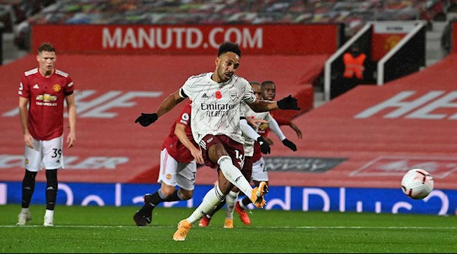 Aubameyang lập công trên chấm phạt đền, mang về thắng lợi tối thiểu cho Pháo thủ thành London