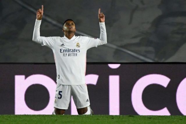 Rodrygo vào sân và mang về chiến thắng 3-2 cho Real