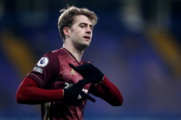 Bamford mở tỉ số cho Leeds