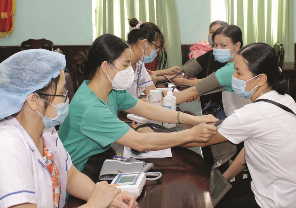 Screening and counseling before injection