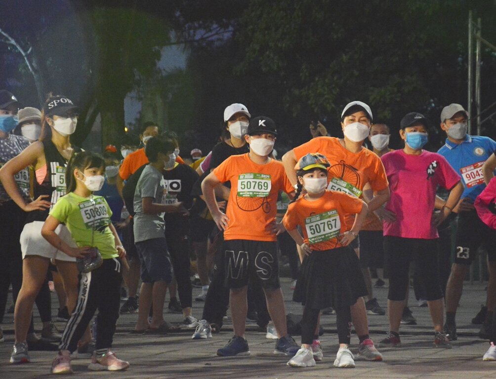 Warming up before starting the race