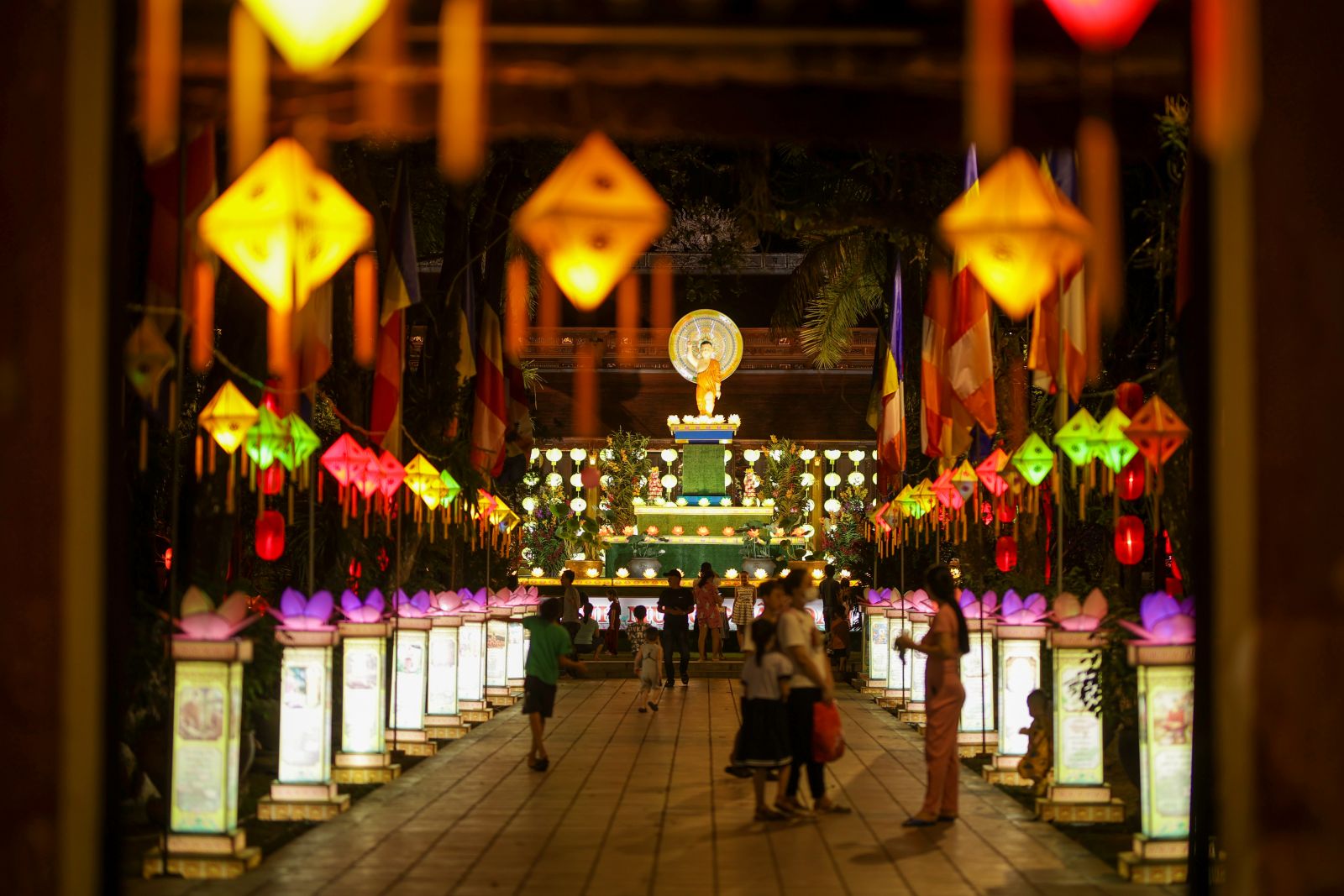 The ceremony stage at Dieu De Pagoda