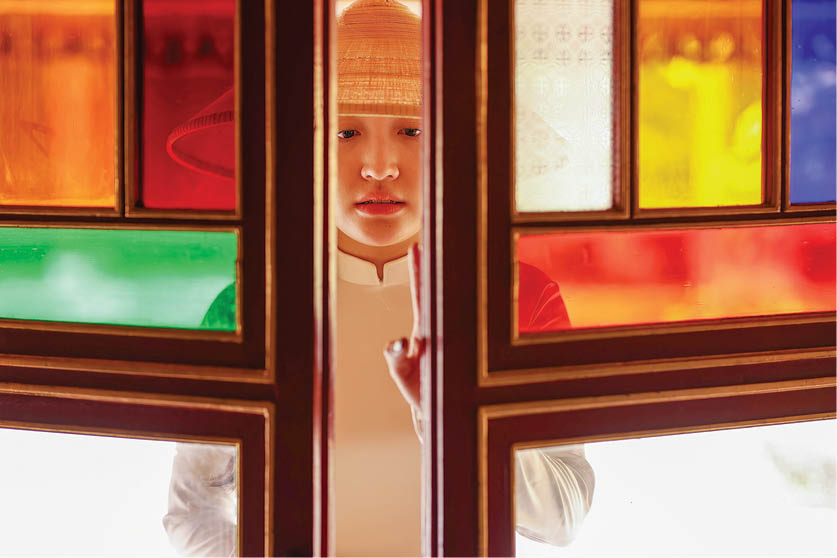 A corner in Dong Khanh mausoleum