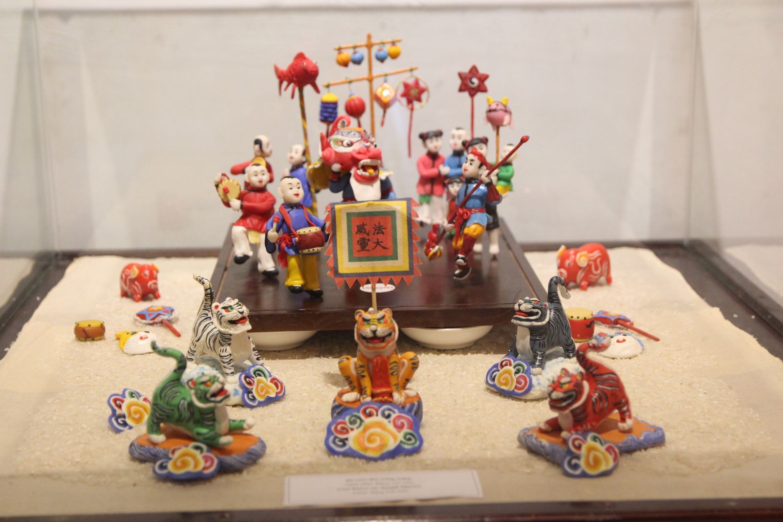 To He, flour animals… re-enacting the traditional Mid-Autumn festival in the past, restored by artisans