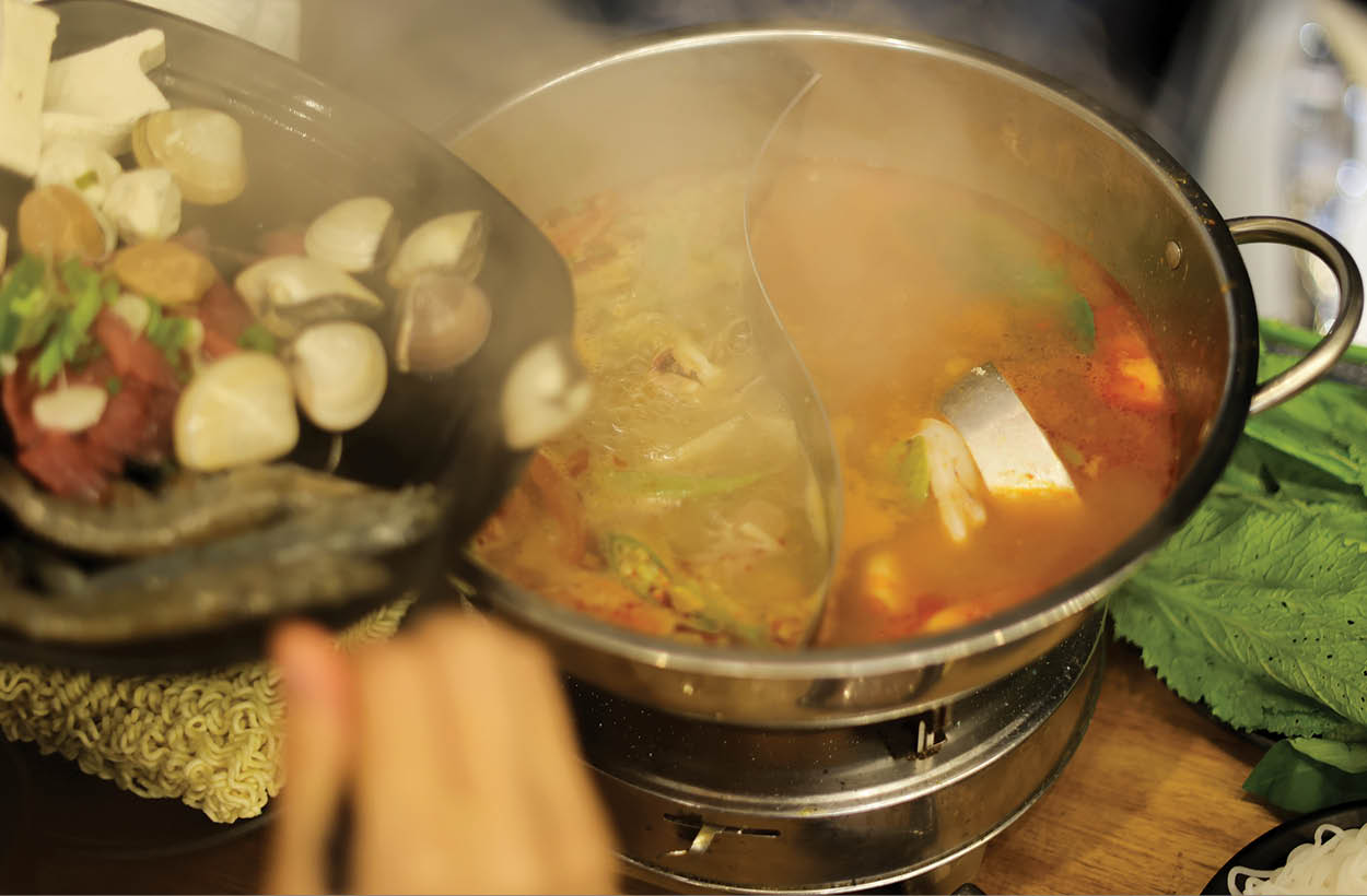 Dual-sided hotpot