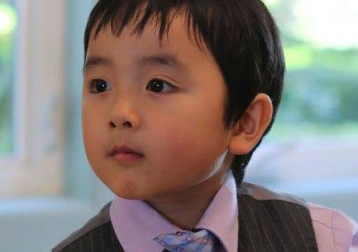 Xem clip thần đồng gốc Việt Evan Le chơi Hành khúc Thổ Nhĩ Kỳ