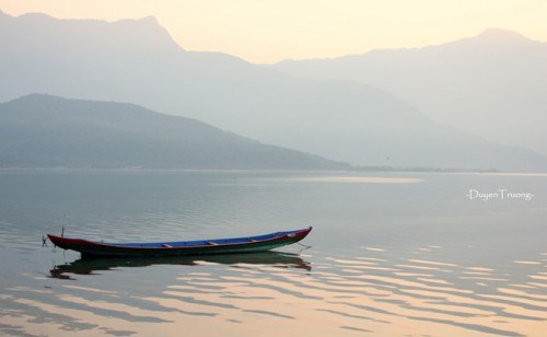 Chưa đầy 10 phút, mặt trời đã khuất bóng. Khoảng thời gian đắm mình vào thiên nhiên ngắn ngủi đó khiến lòng tràn ngập bao cảm xúc