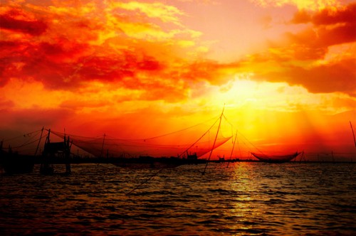 Từ 16h00 đến 17h30 là thời điểm ngắm hoàng hôn lý tưởng nhất. Ảnh: Btrip