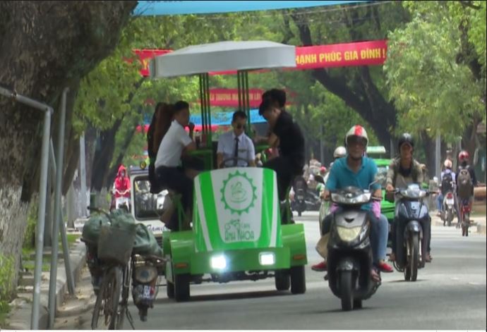 Mobile coffee for sightseeing in Hue