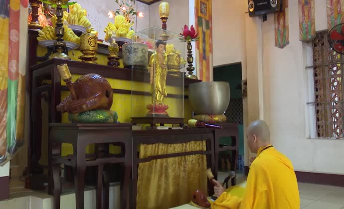 The craft of making temple woodblocks in Hue