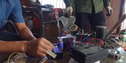 3D printers made from recycled materials