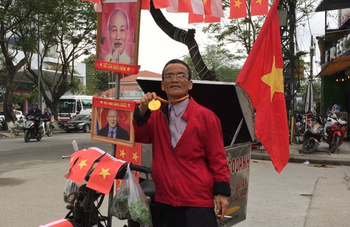 Muôn vàn hình thức cổ vũ đội tuyển U23 Việt Nam vào chung kết