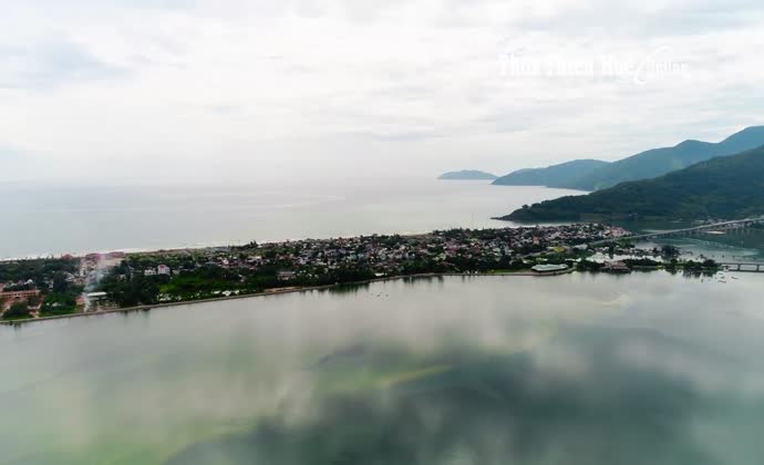 Mê hoặc đầm Lập An