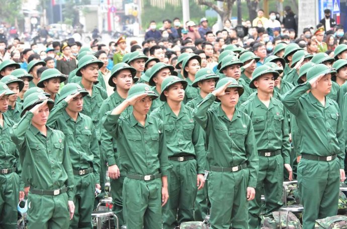 Báo Thừa Thiên Huế số 7826 có nhiều thông tin đáng chú ý