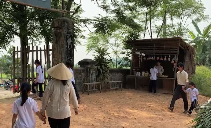 Thừa Thiên Huế Cuối tuần số 1049 với nhiều bài viết hay, sâu sắc trên các lĩnh vực