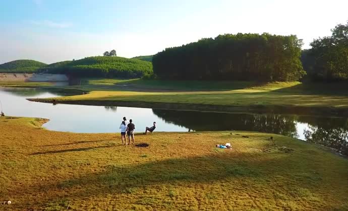 Hồ Sơn Thọ vào thu