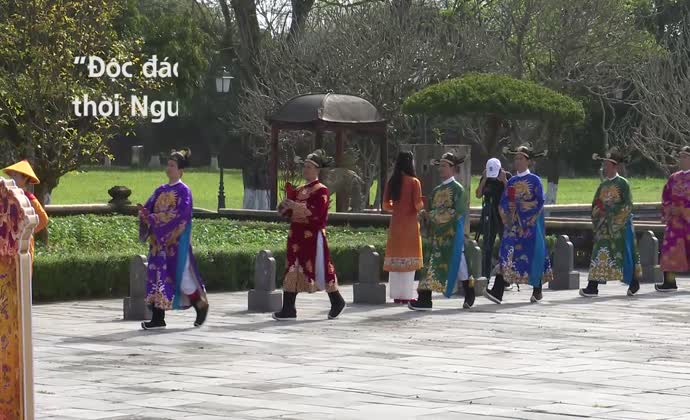 Độc đáo lễ Nguyên đán thời Nguyễn