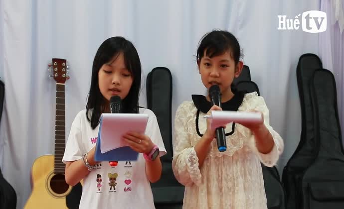 Rộn ràng lớp học MC nhí