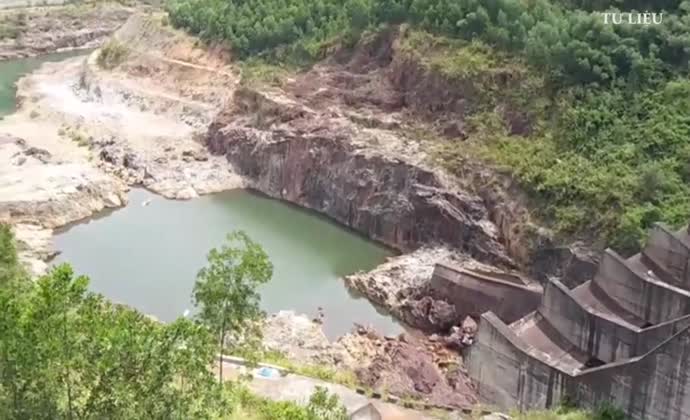 Thủy điện thực hiện song song hai nhiệm vụ