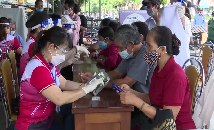 Nhiều tiện ích khi cài mã QR “Thẻ kiểm soát dịch bệnh”