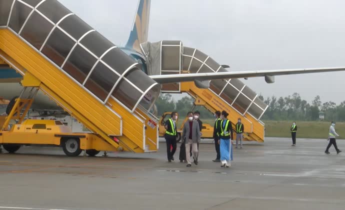 Huế đón khách đầu năm