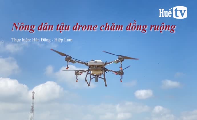Nông dân tậu drone chăm đồng ruộng