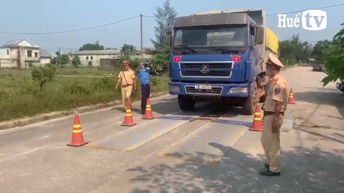 Bản tin kinh tế 14/5: Xe chở quá khổ, quá tải làm hư hỏng nhiều tỉnh lộ