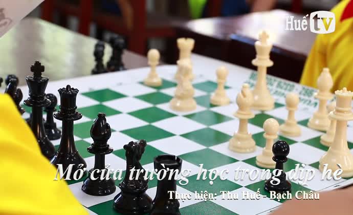 Mở cửa trường học trong dịp hè