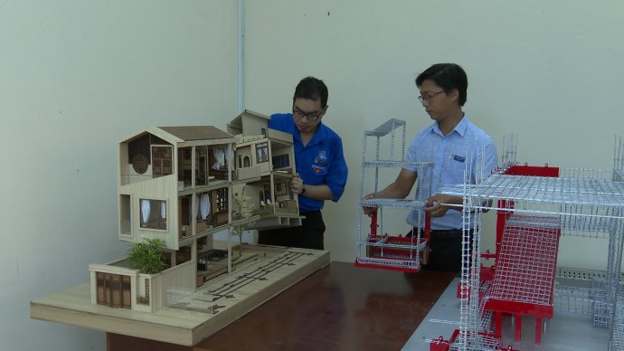 Lợi ích từ việc tự sáng chế thiết bị dạy nghề